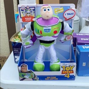 Buzz light year